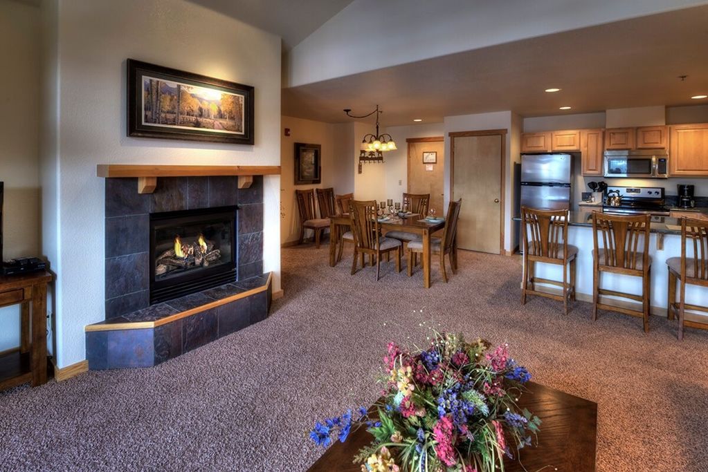 Grand Timber Lodge Breckenridge Room photo